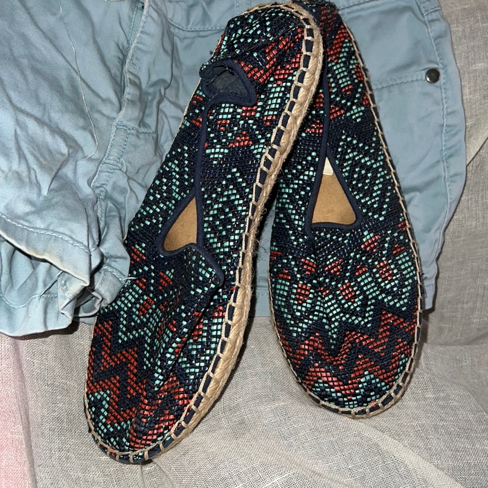 Womens flats